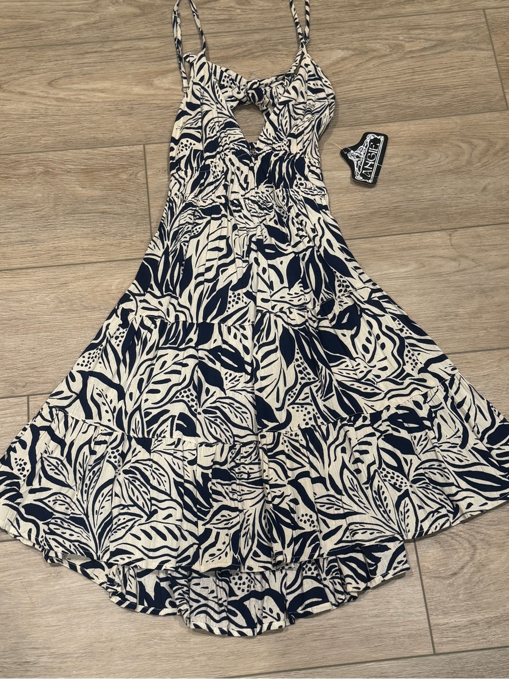 Angie Women's Navy and Cream Printed Sundress L NWT